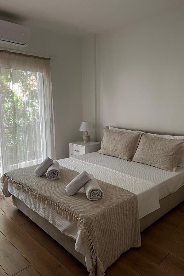 Stylish 3 Bedroom Apartment In Kerýnia Eksteriør bilde