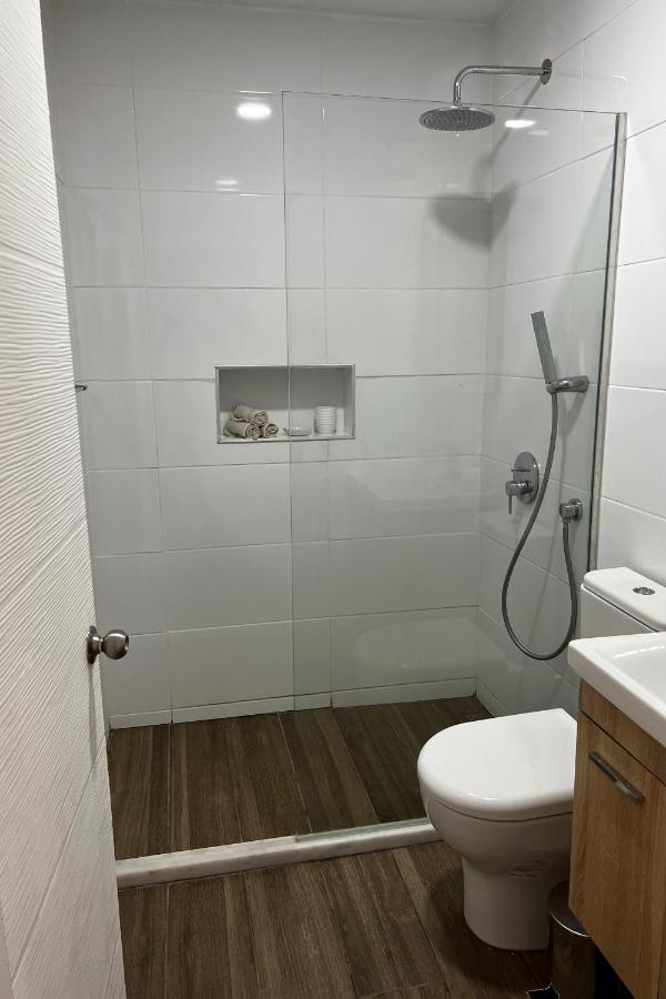 Stylish 3 Bedroom Apartment In Kerýnia Eksteriør bilde