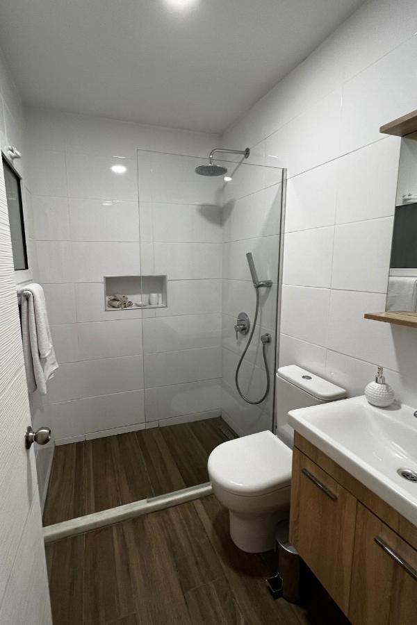 Stylish 3 Bedroom Apartment In Kerýnia Eksteriør bilde