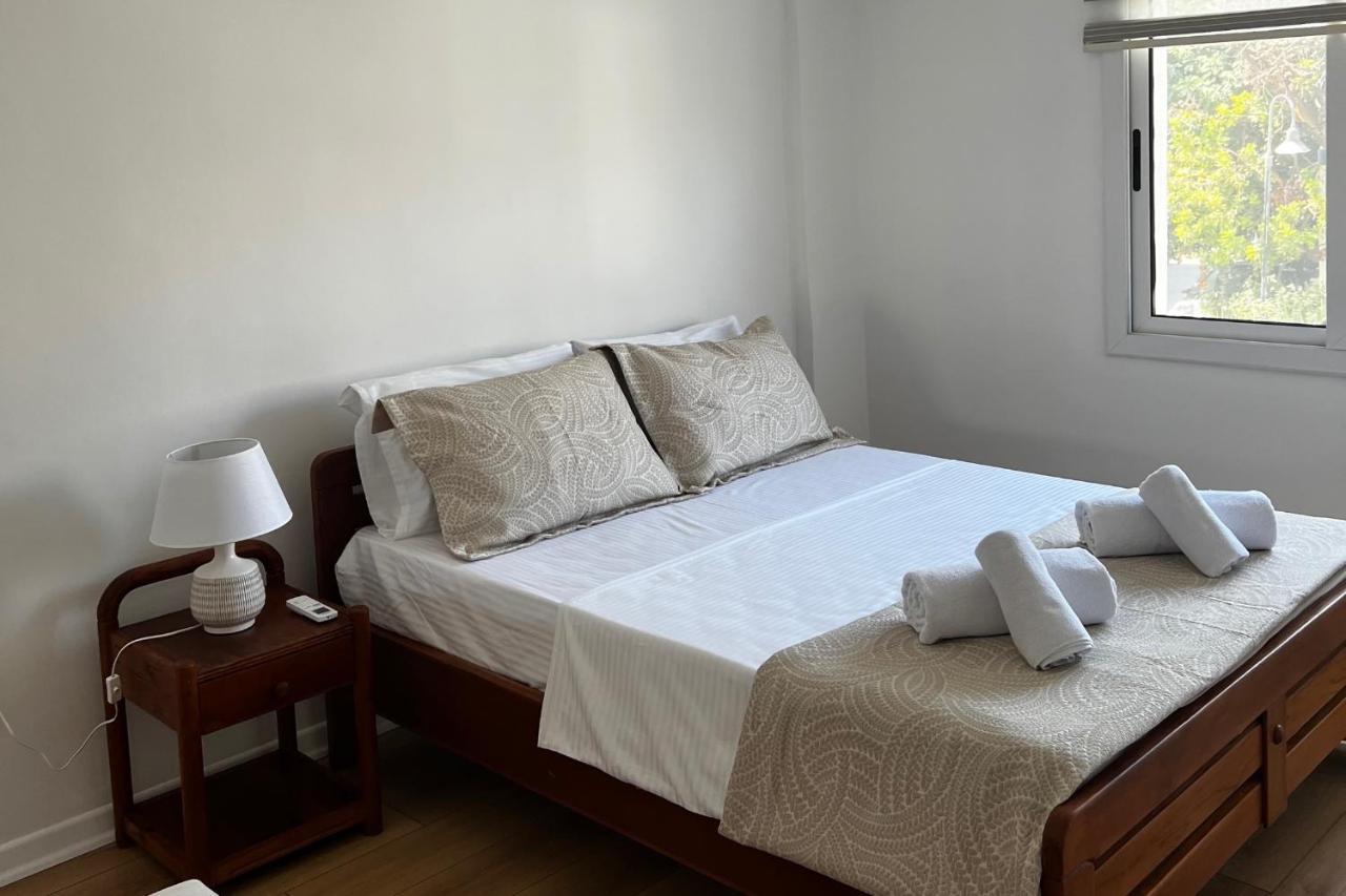 Stylish 3 Bedroom Apartment In Kerýnia Eksteriør bilde
