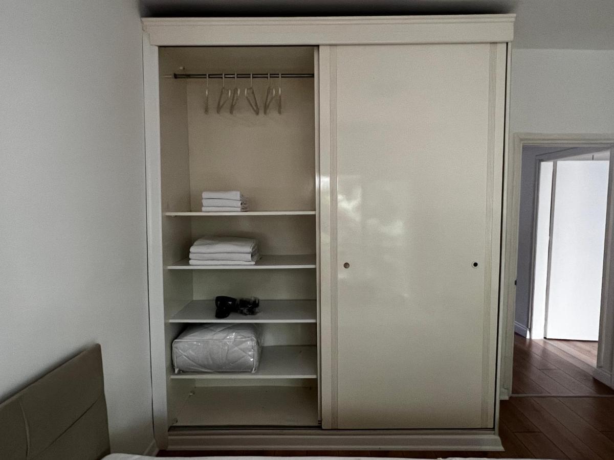 Stylish 3 Bedroom Apartment In Kerýnia Eksteriør bilde